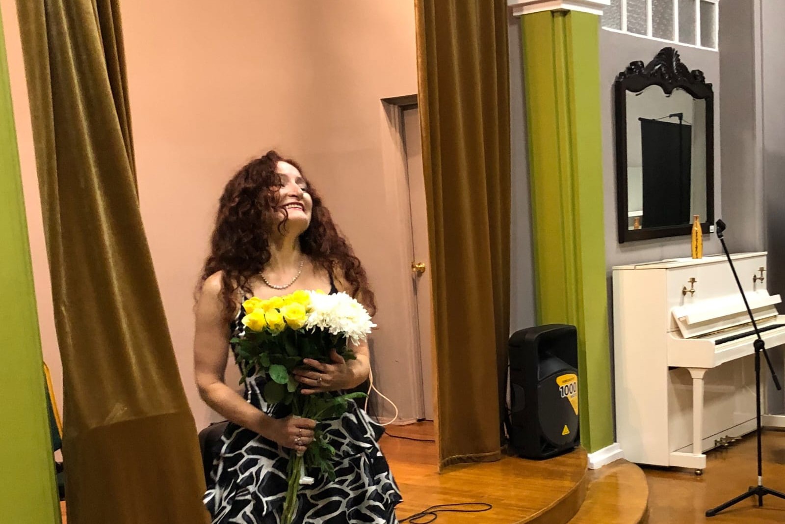 Ассистент-стажёр факультета музыкального театра Дара Цветкова-Толбина выступила в Лианозовской библиотеке
